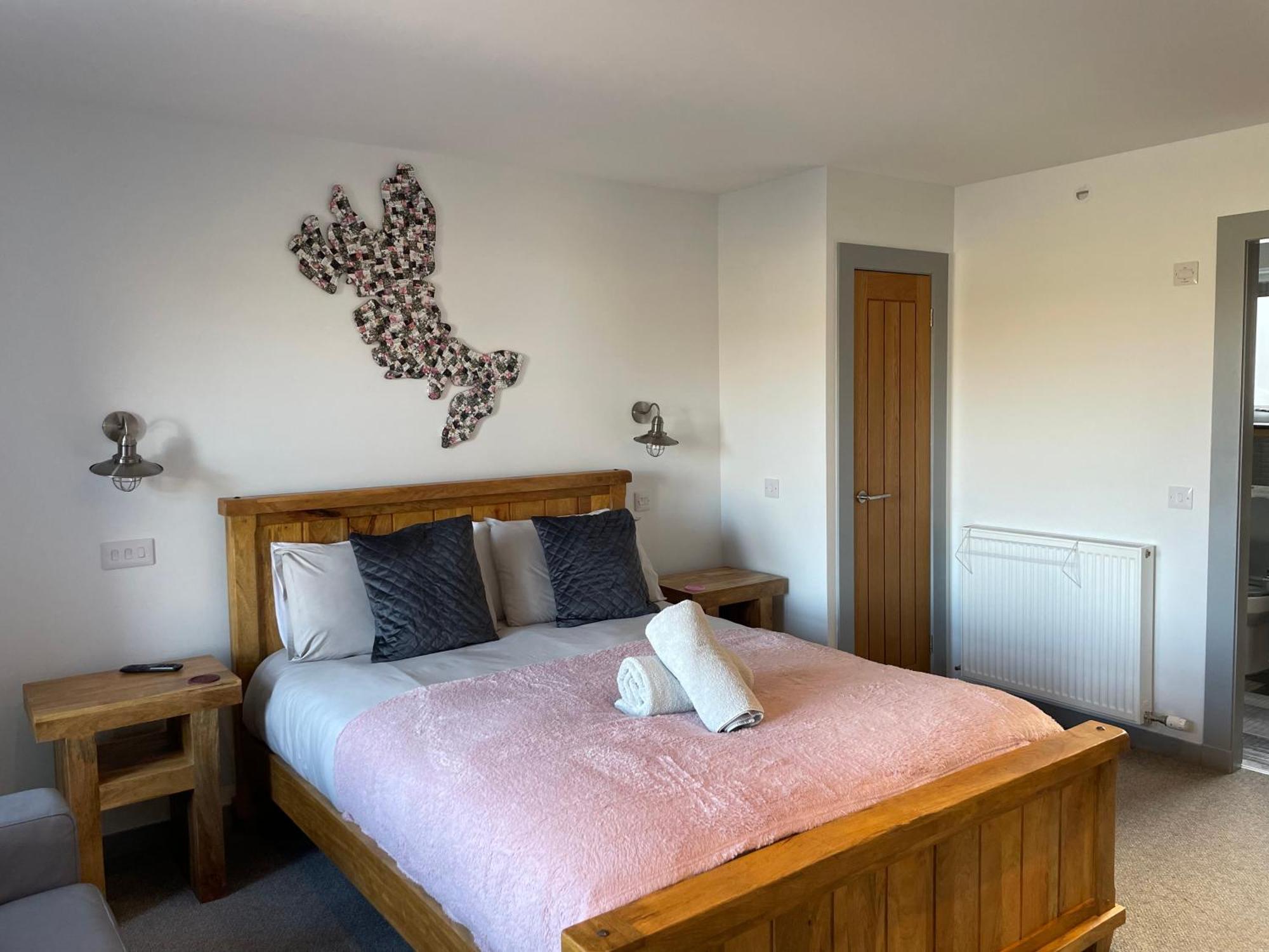 The Bridge B&B Kilmaluag 외부 사진