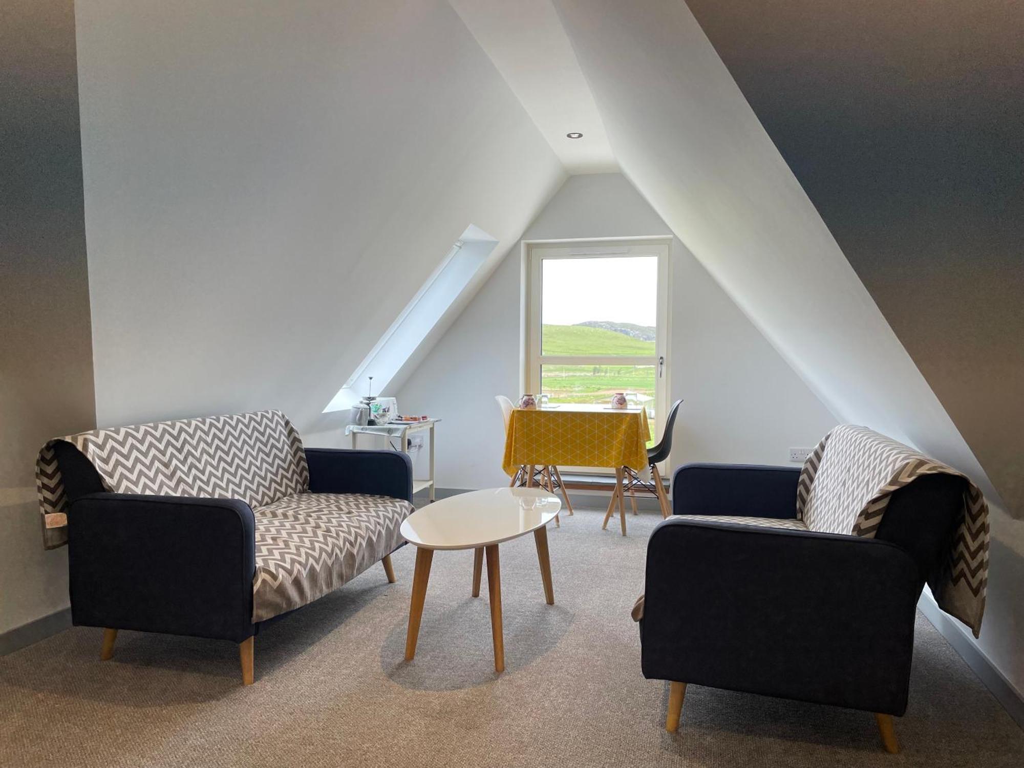 The Bridge B&B Kilmaluag 외부 사진