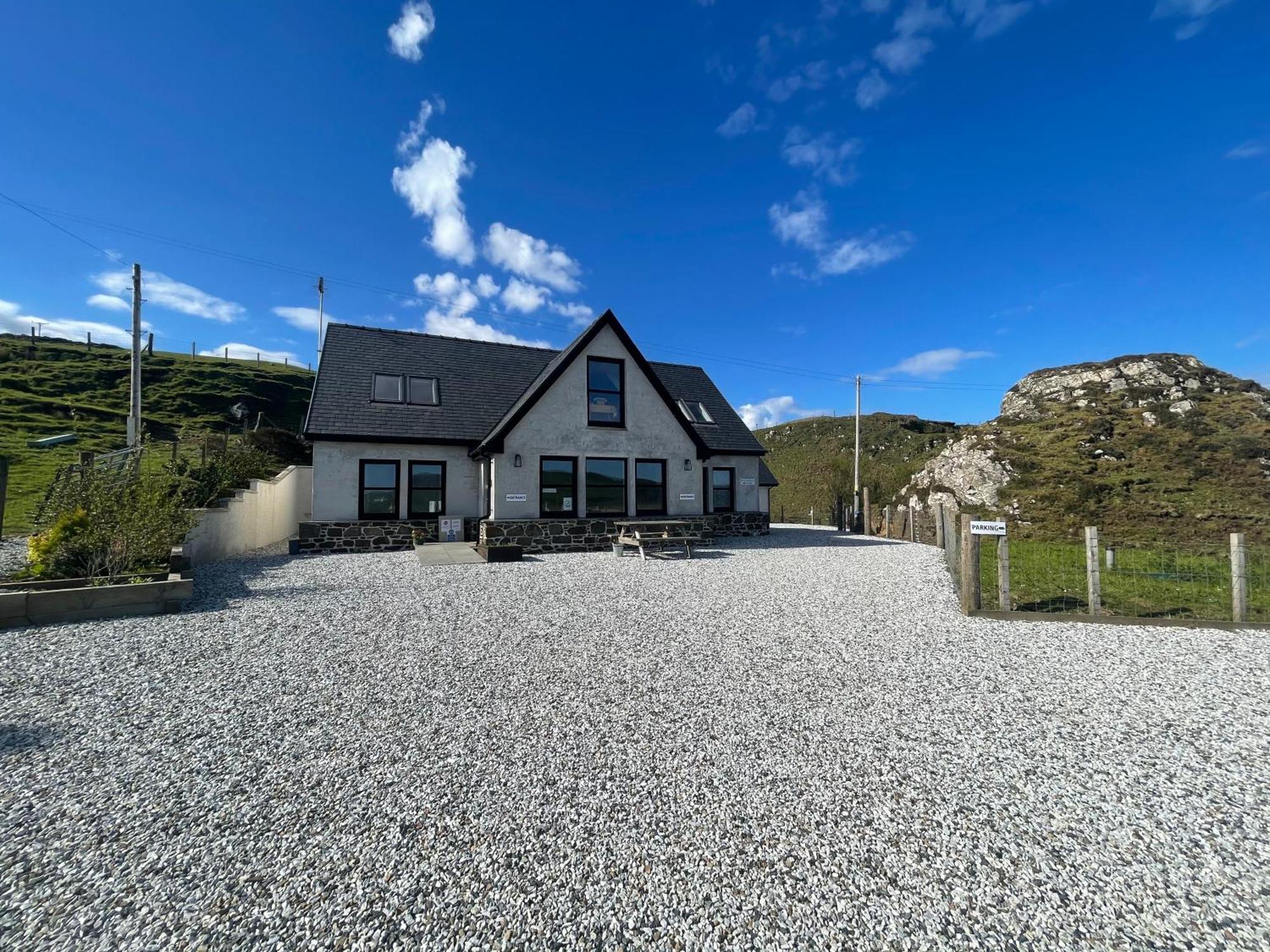 The Bridge B&B Kilmaluag 외부 사진
