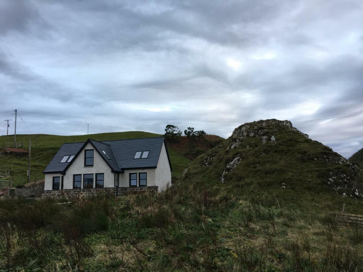 The Bridge B&B Kilmaluag 외부 사진
